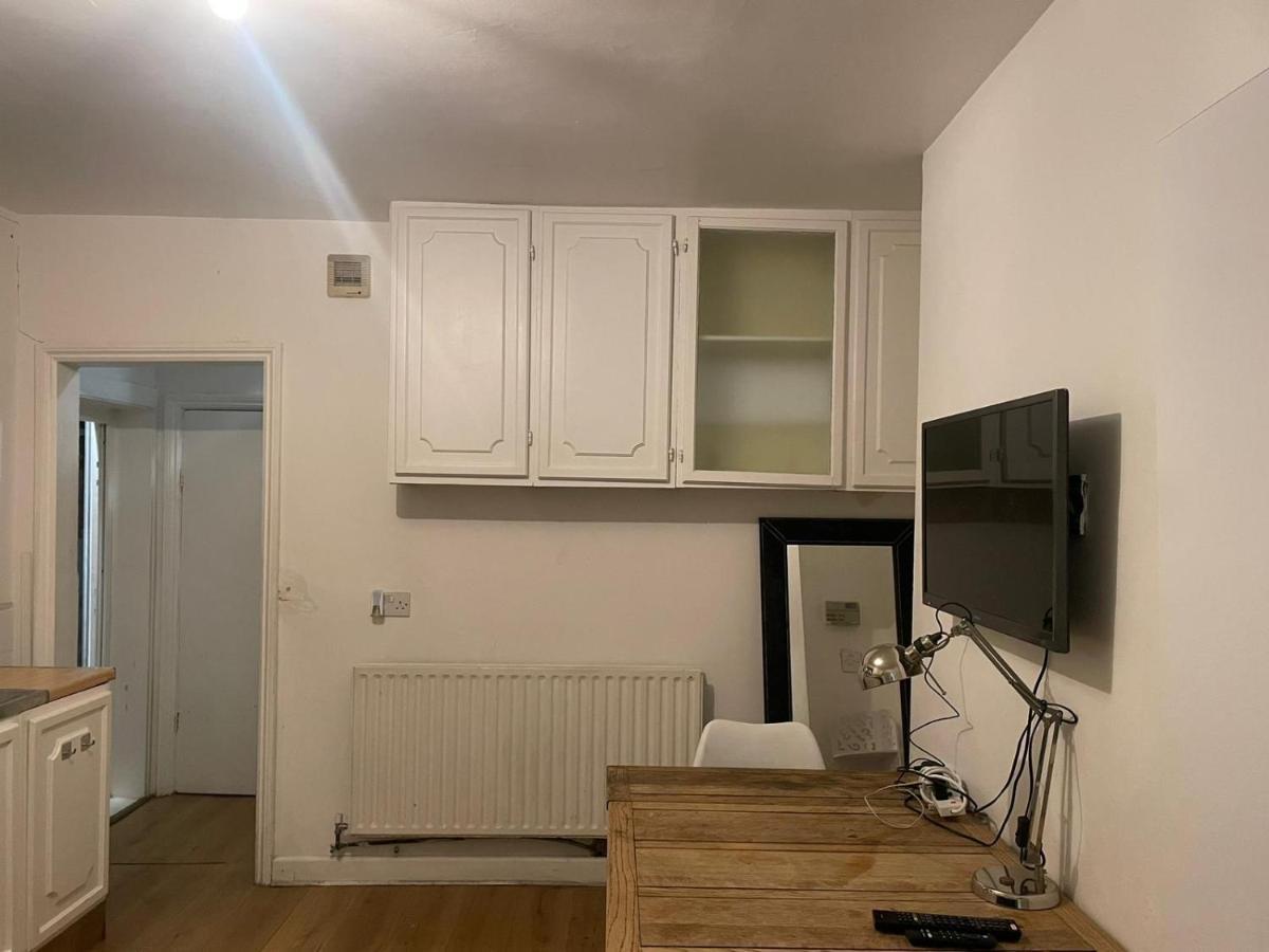 Balham, South London Spacious Guest House 5, 6 Rooms Available Exteriér fotografie