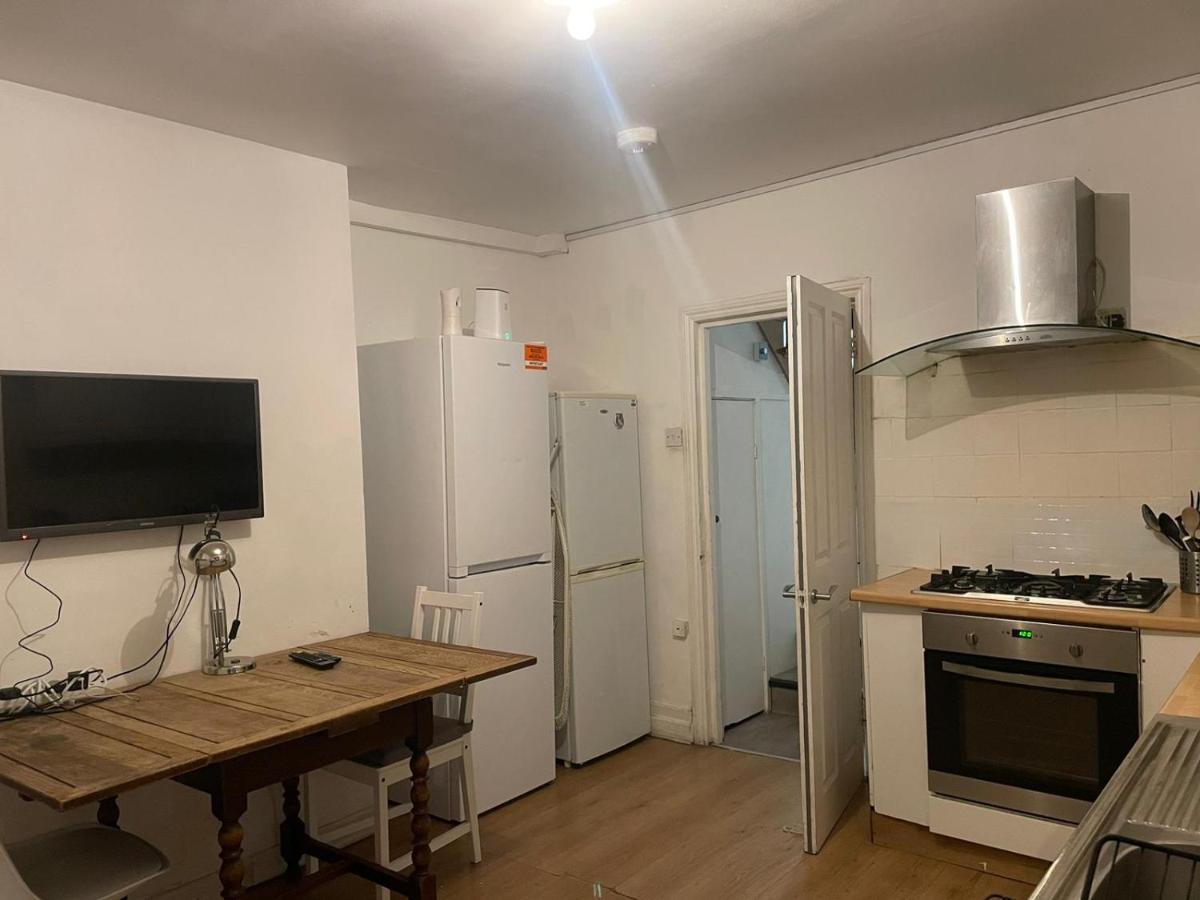 Balham, South London Spacious Guest House 5, 6 Rooms Available Exteriér fotografie
