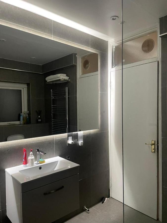 Balham, South London Spacious Guest House 5, 6 Rooms Available Exteriér fotografie