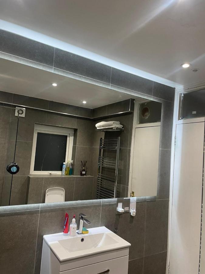 Balham, South London Spacious Guest House 5, 6 Rooms Available Exteriér fotografie
